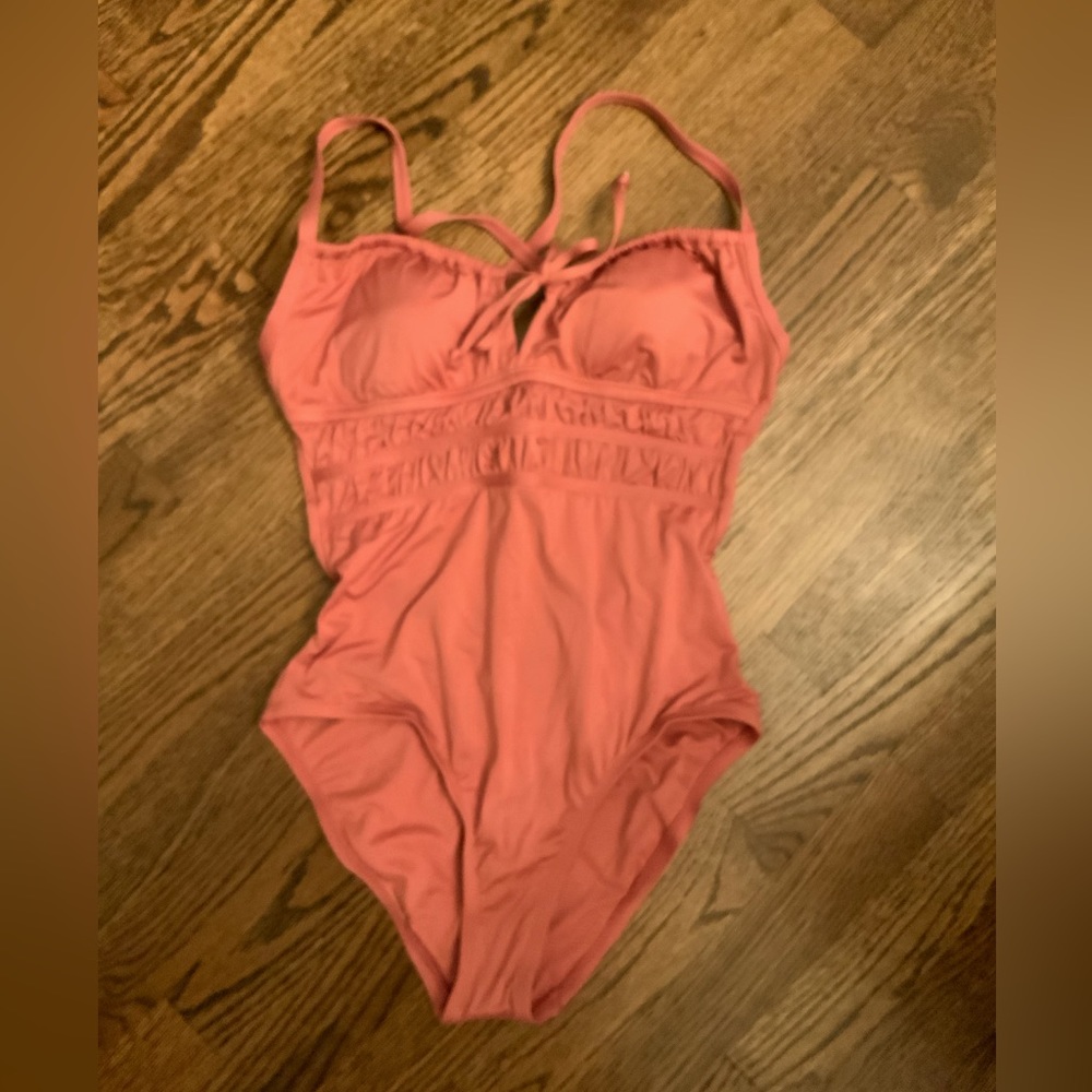 One piece swimsuit